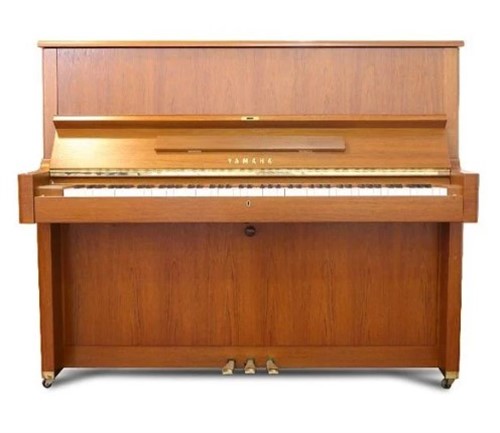 Upright Piano Yamaha W103